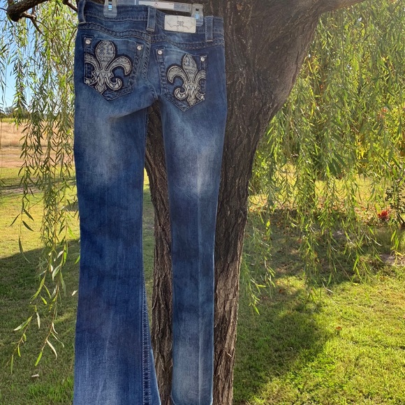 Miss Me Jeans🛑FINAL PRICE🛑 - Picture 2 of 8